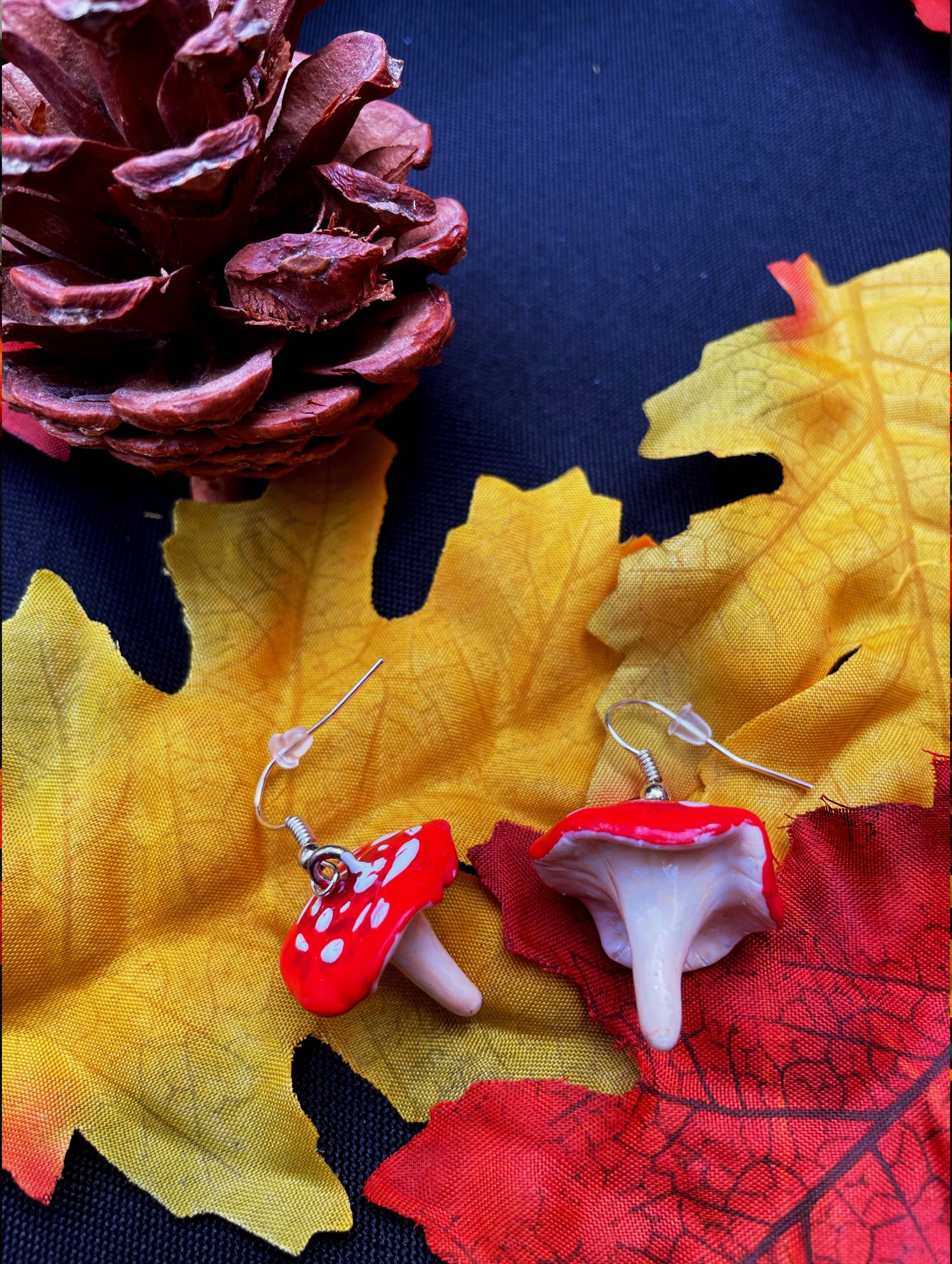 earrings-mushrooms-supermesange